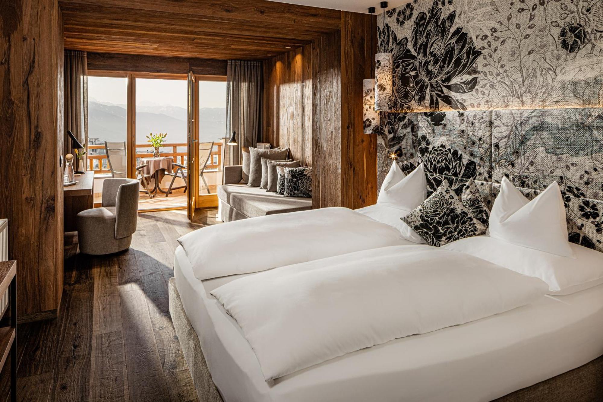 Готель Sonnenberg Panorama Dolomites Wellbeing Маранца Екстер'єр фото